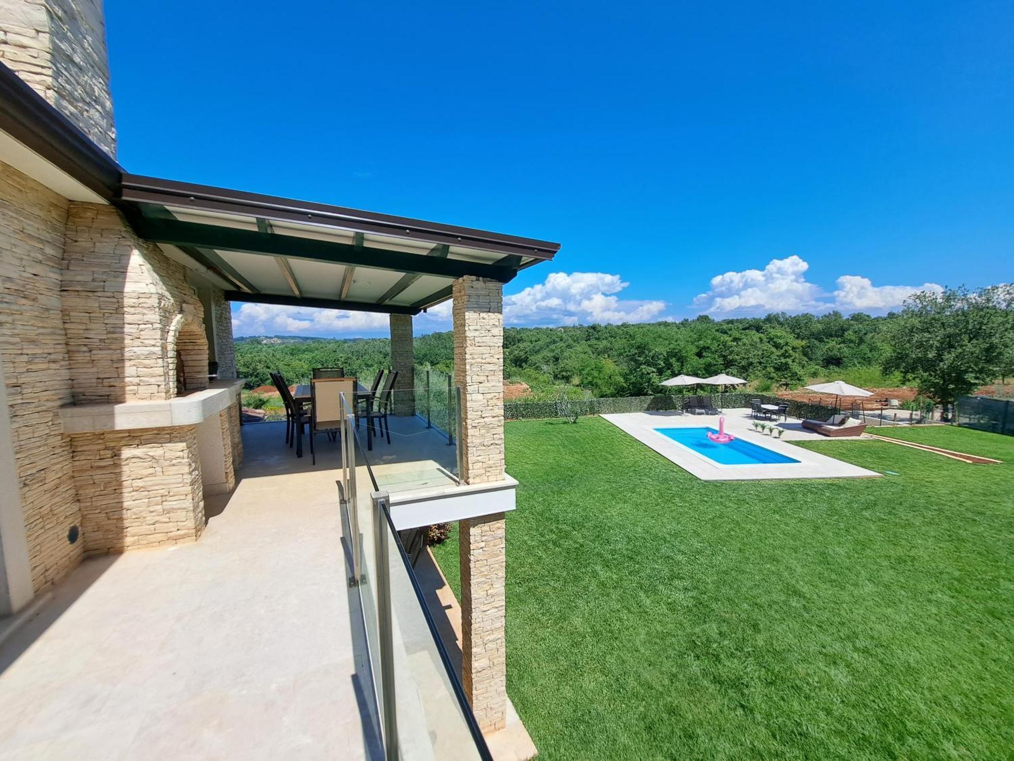 Apartments Villa Sotlar With Pool Umag Exterior foto